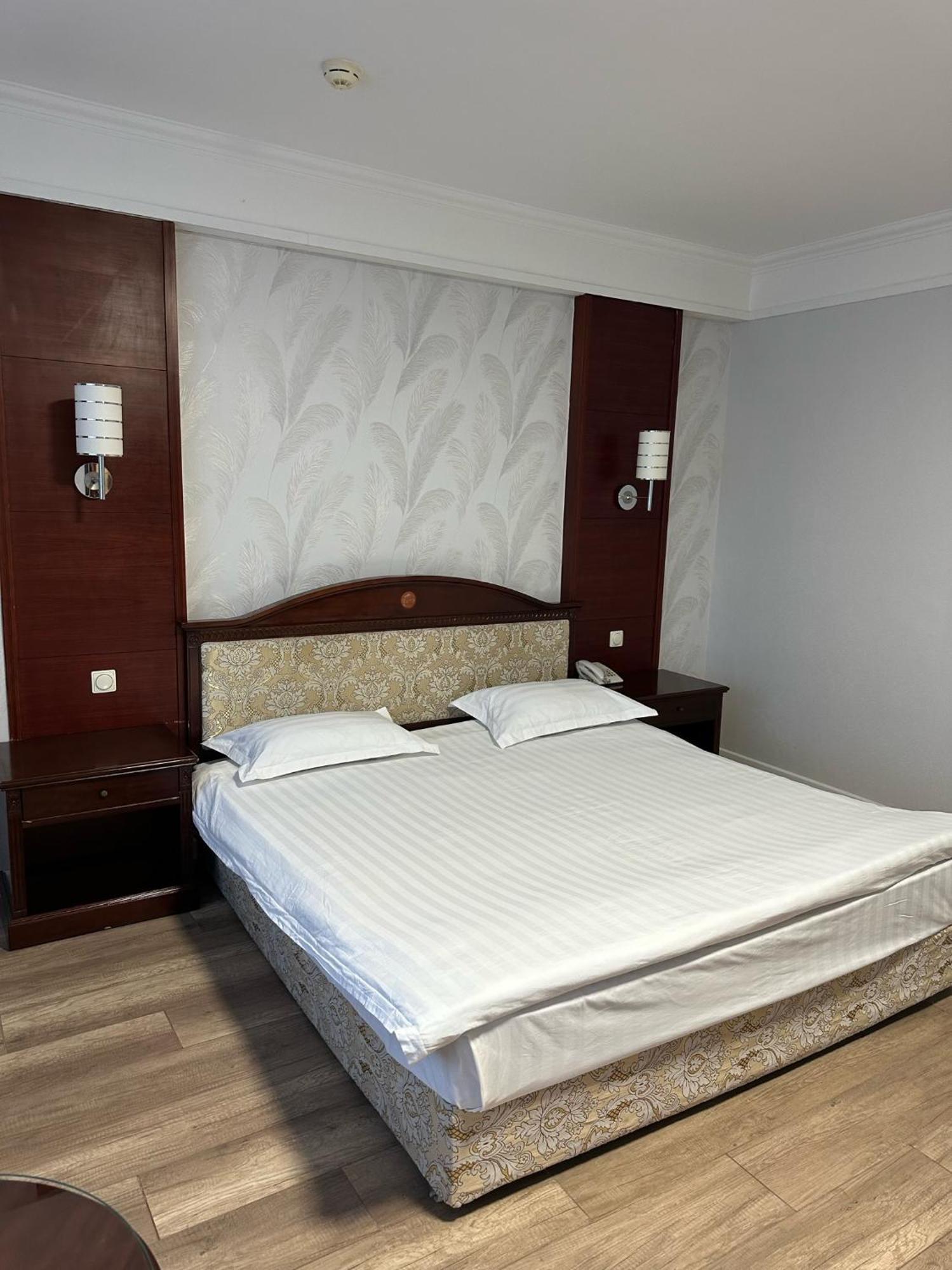 Hotel G Empire Astana Exteriér fotografie
