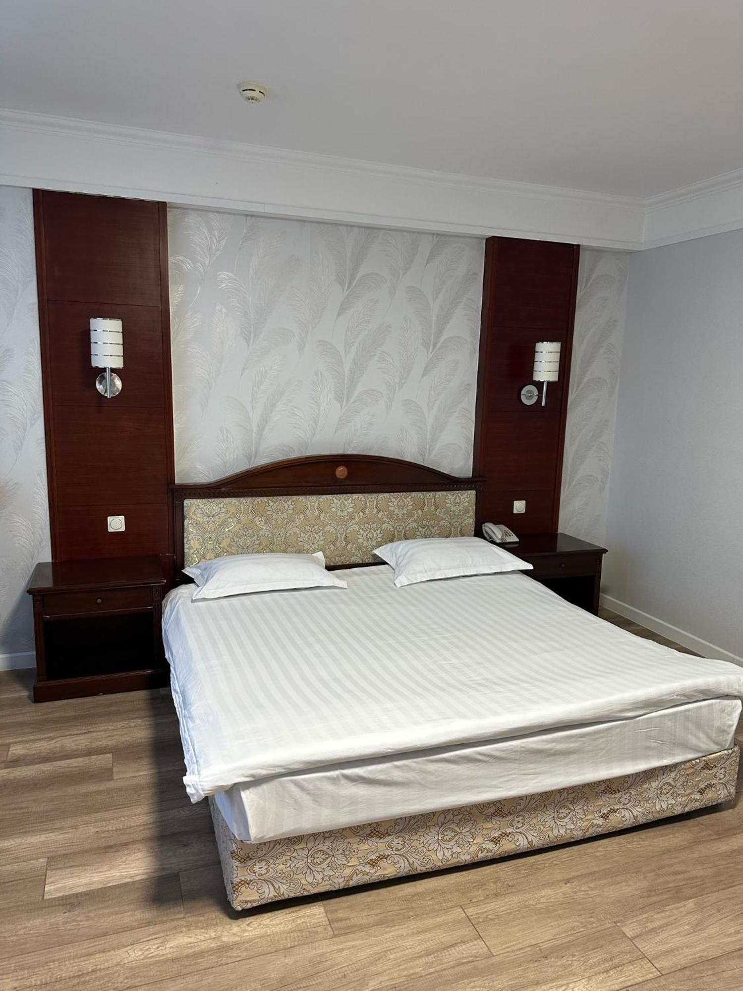 Hotel G Empire Astana Exteriér fotografie